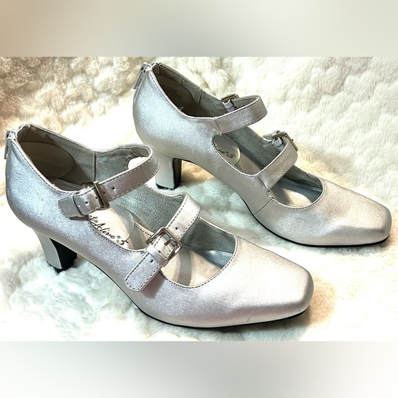 easy street Shoes - Easy street silver satin Mary Jane buckled adjustable strap women’s size 7.5M
